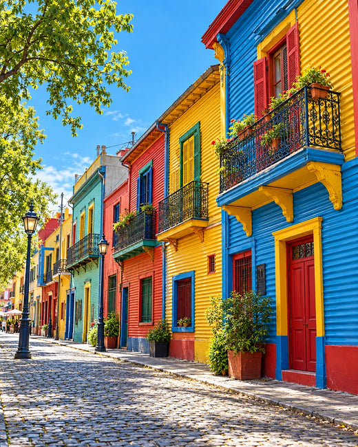 Buenos Aires: colorful La Boca façades and a quiet Caminito street