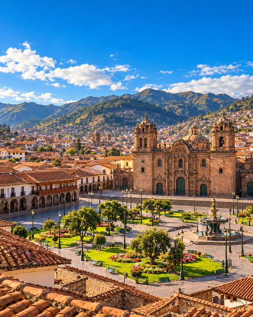 Cusco: Plaza de Armas, historic churches and Andean hills