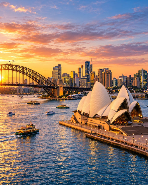 Sydney: Opera House and Harbour Bridge across the harbour