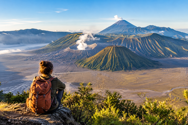 Indonesia — Leeylo Backpacking